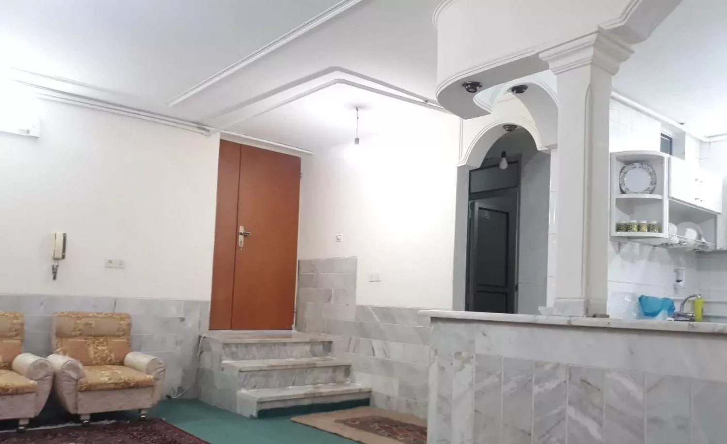 اجاره سوییت ۷۵متری ،داخل شهر بلوار مادر