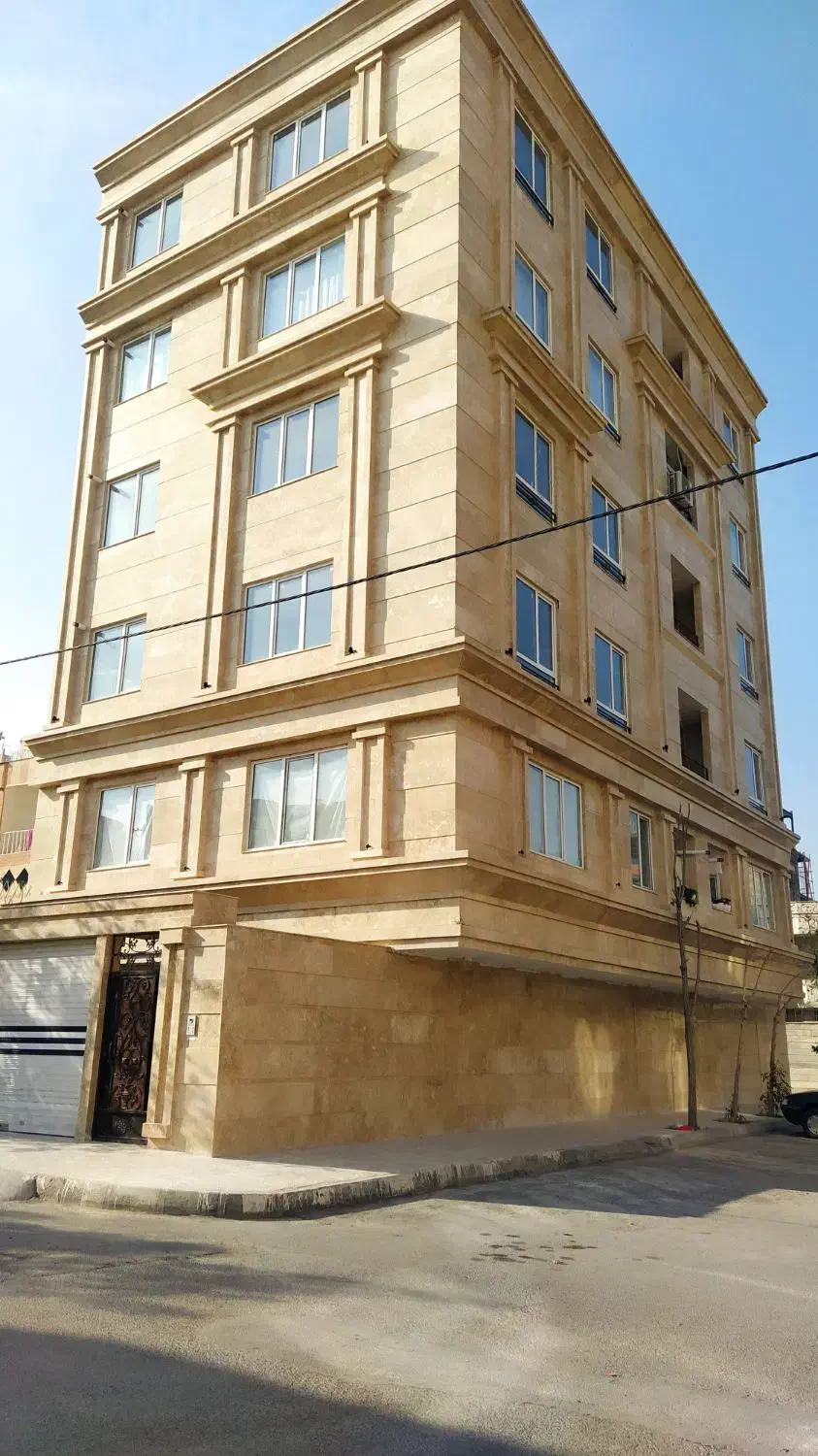 ۱۳۰متری دونبش سنددار_چهارراه مخابرات
