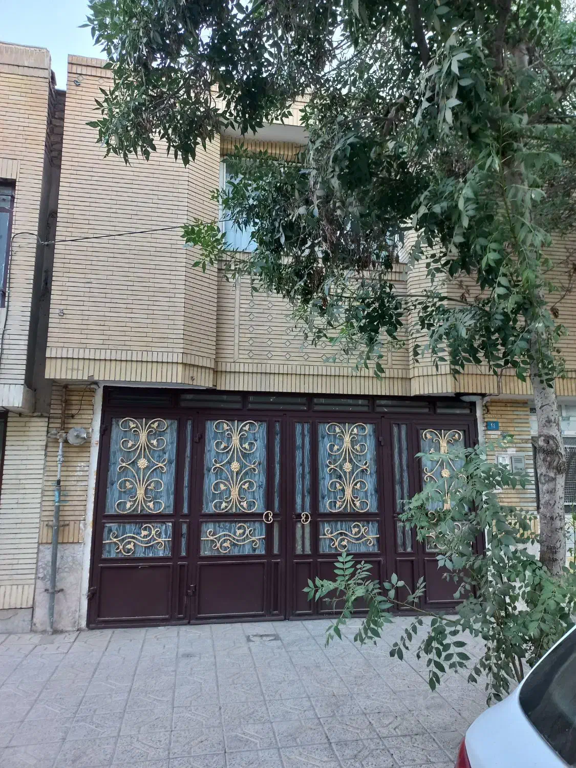 ویلایی حاشیه پارک