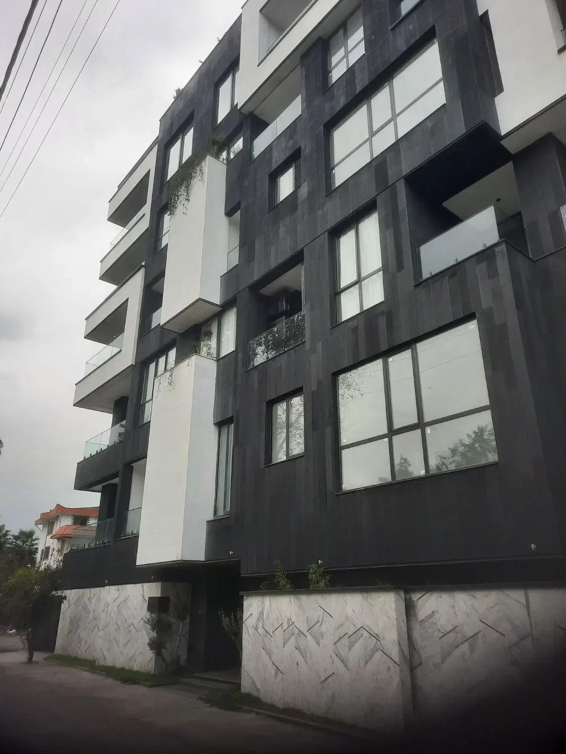 فروش ورهنو اجاره اپارتمان نوشهر بلوارکریمی