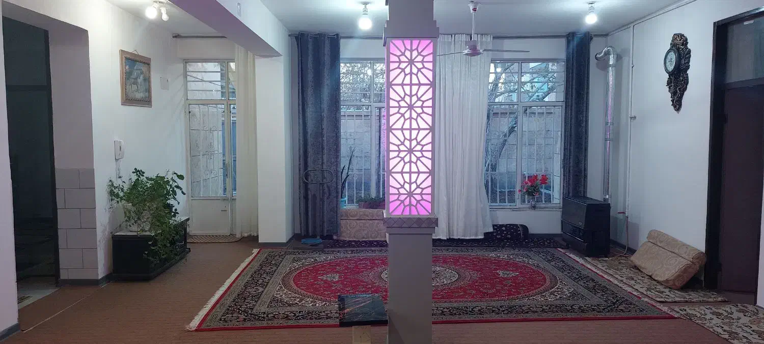 خانه ویلایی.سرشجان.خ معلم
