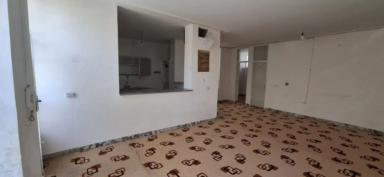 ۱۳۰متر بر خیابان