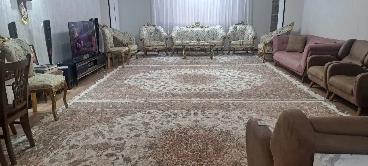 115 متری  گلستان ها  رهن کامل