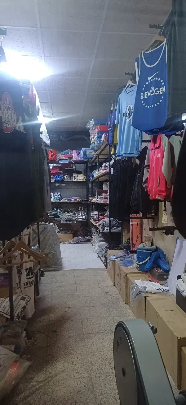 مغازه ۳۰ متری