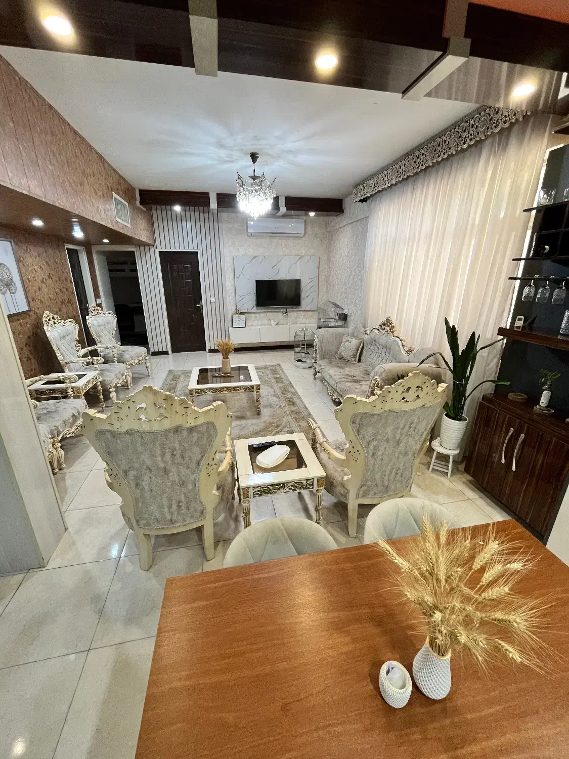 88متر،جنوبی،چسبیده به مترو
