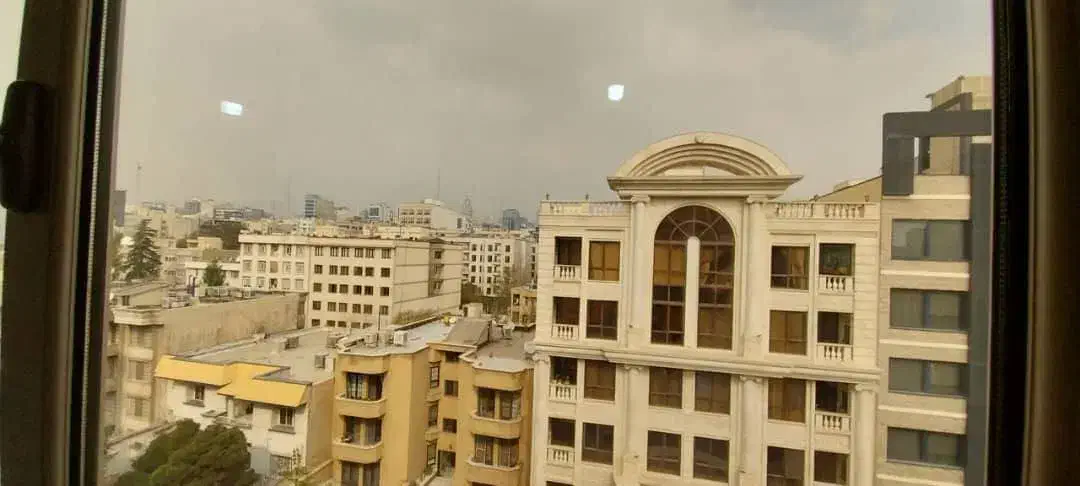 ۱۹۵ متر نوساز بیواسطه مالک هستم