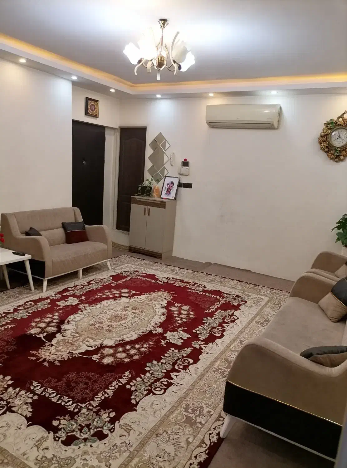 ۷۲متری_دو خواب_پارکینگ_آسانسور_انباری کاذب بزرگ
