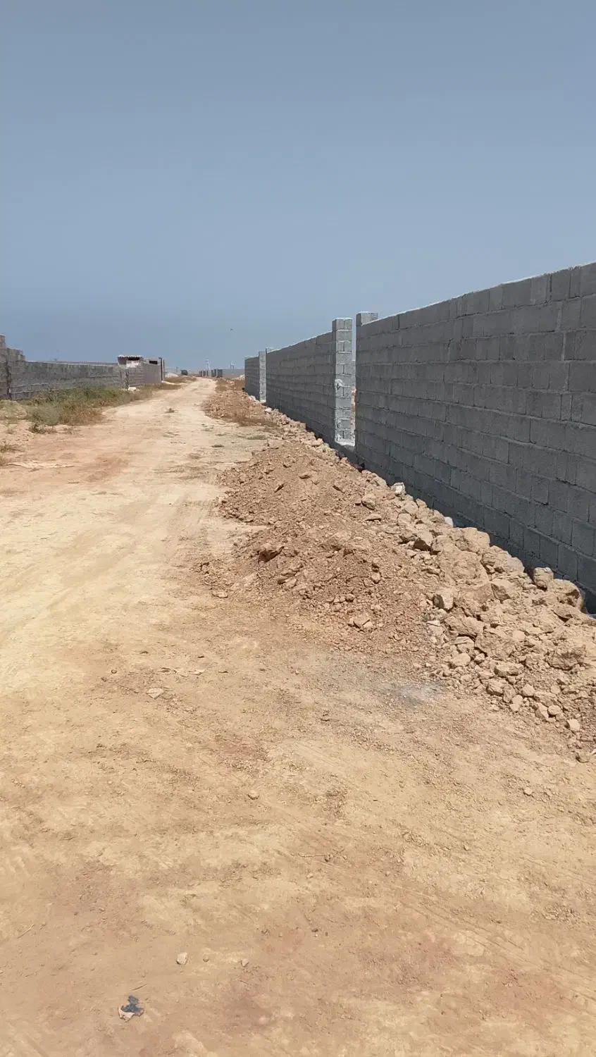 زمین 300متری