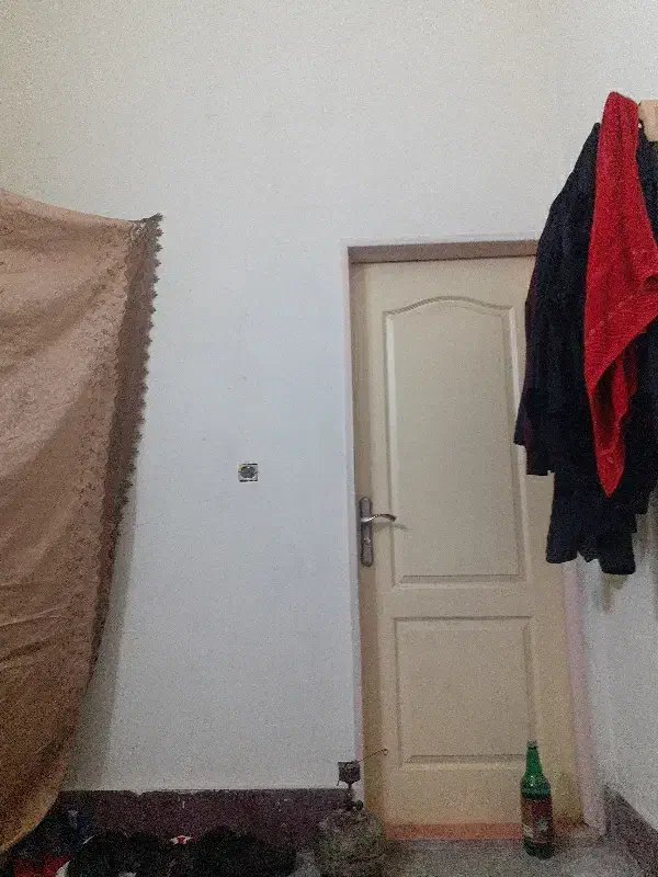 یک اتاق مجردی