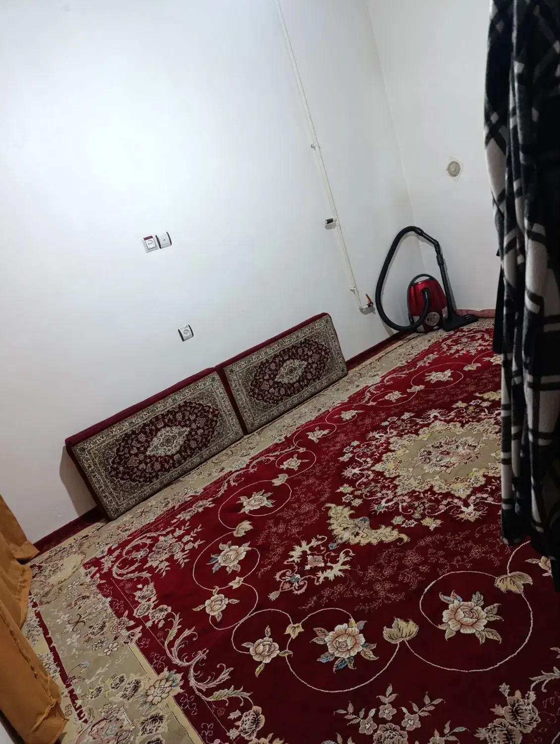 اجاره خانه ویلایی دربست