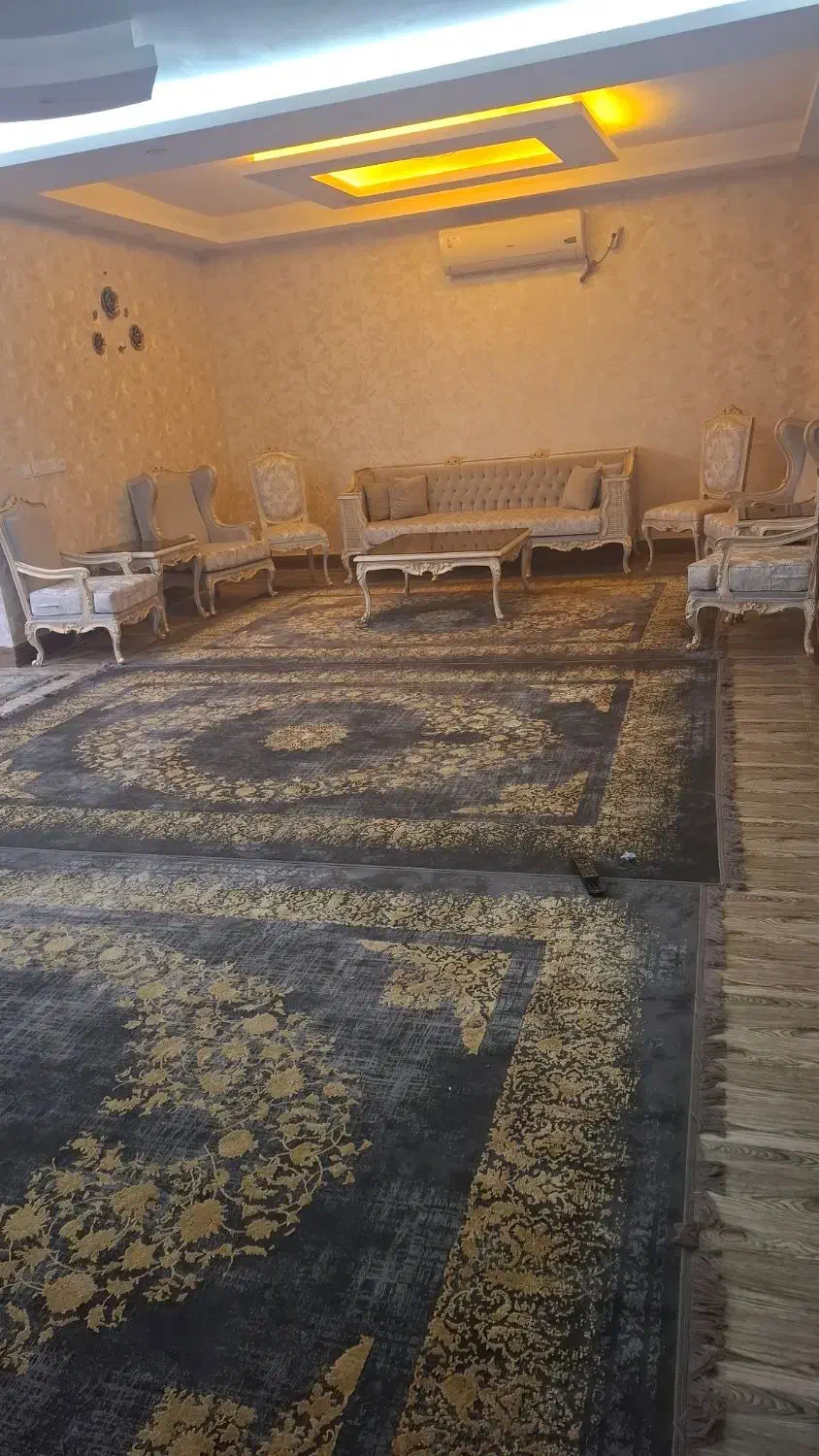 دوواحدمسکونی ۱۴۰ متری، سه خوابه