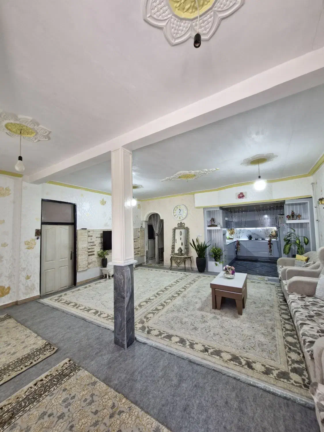 فروش خانه حیاط دار وویلایی