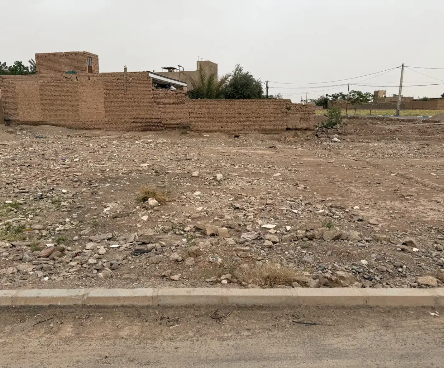 فروش یک قطعه زمین در روستا کرند