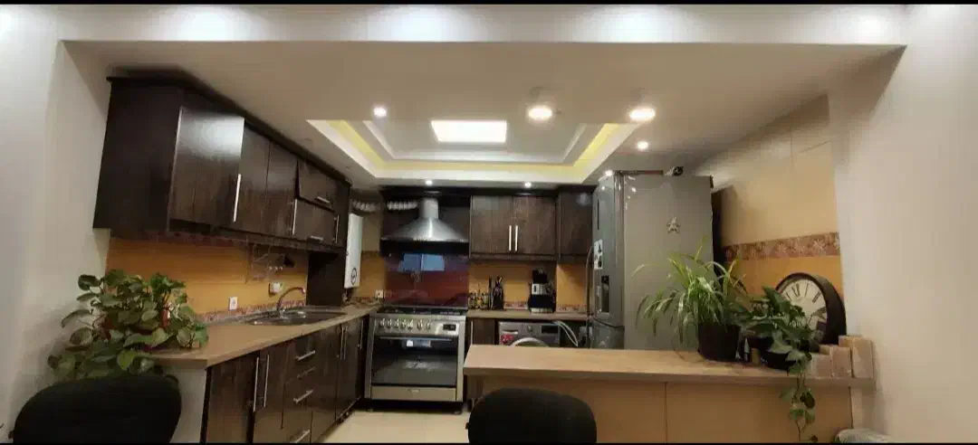رهن و اجاره آپارتمان سه خوابه خیابان فلاحی