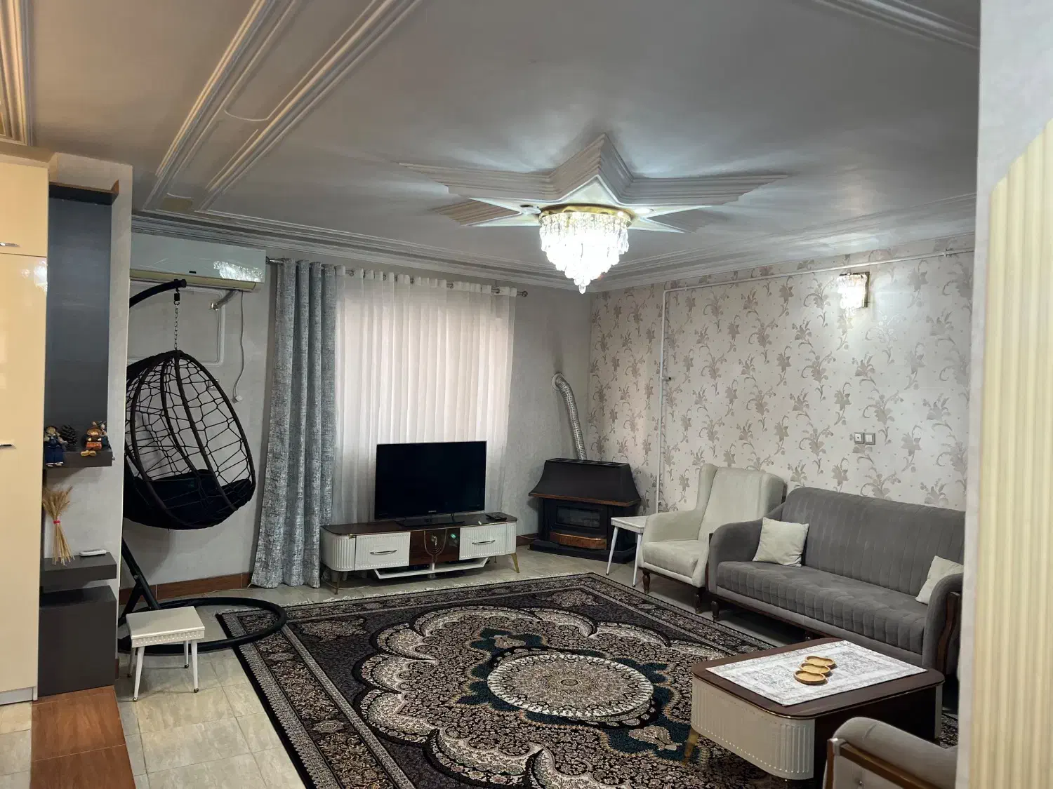 آپارتمان ۹۰ متری با پارکینگ اختصاصی حسینی پناه