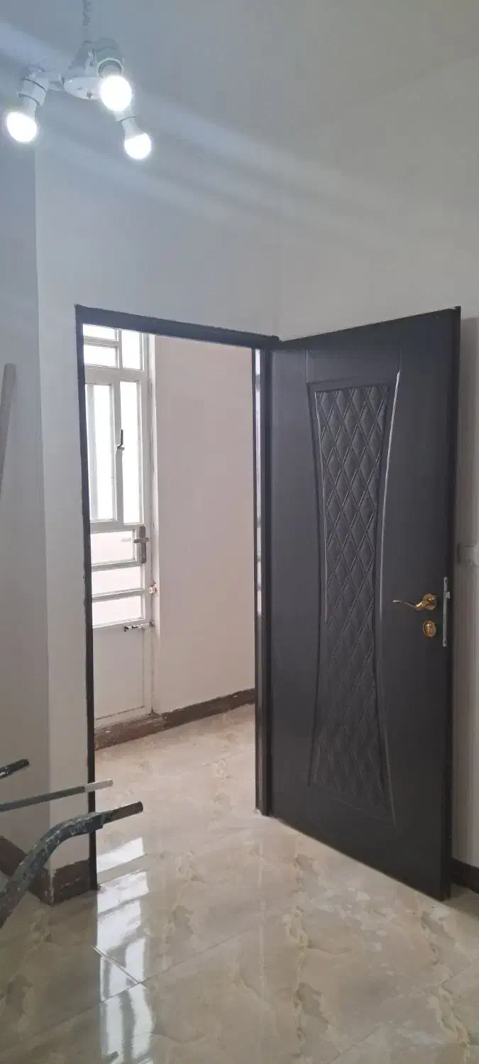 خانه ۹۰ متری نو ساز یکطرفه