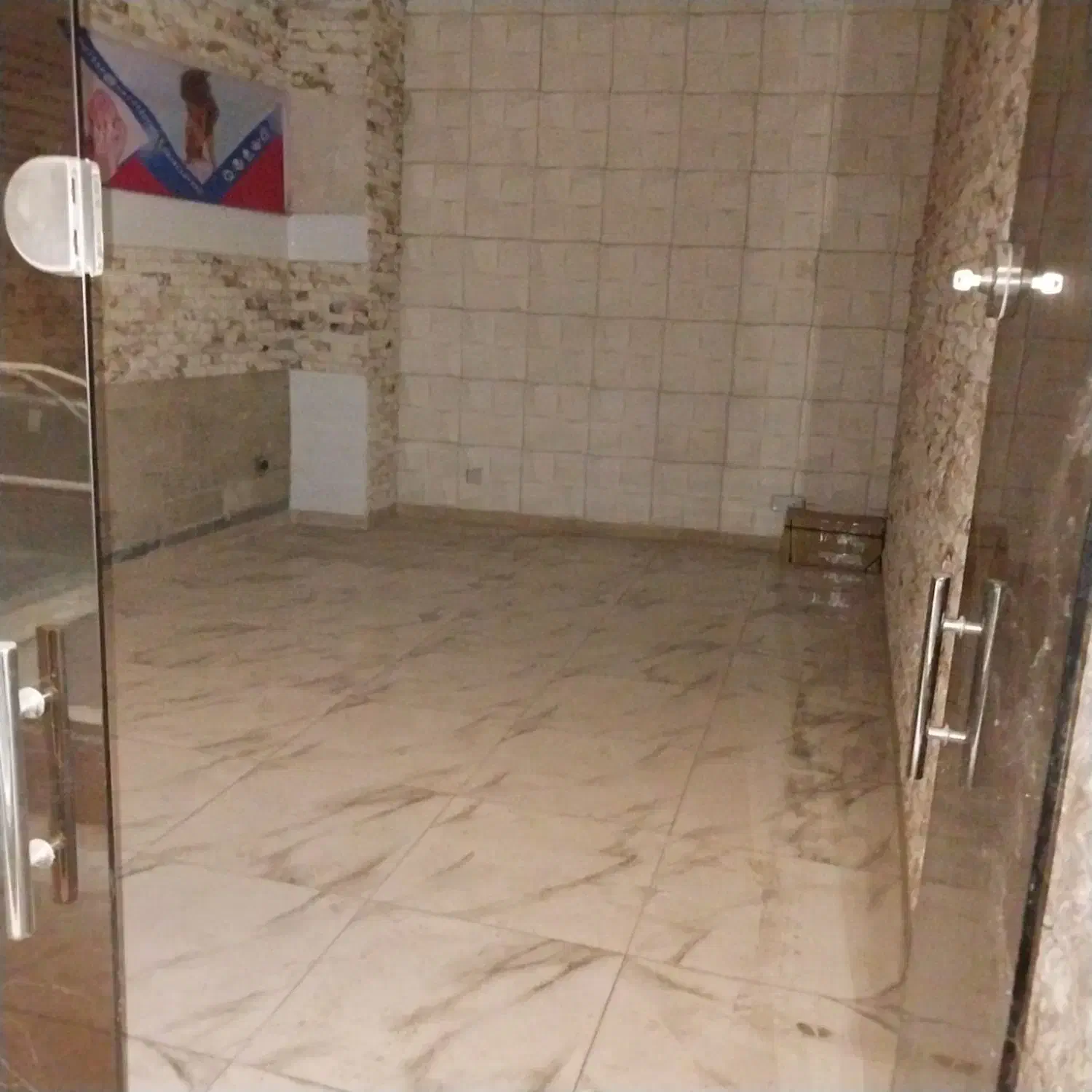 فروش. و اجاره مغازه  مناسب دفترفروش
