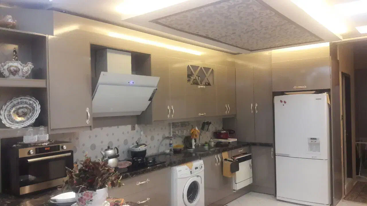۱۱۰ متری