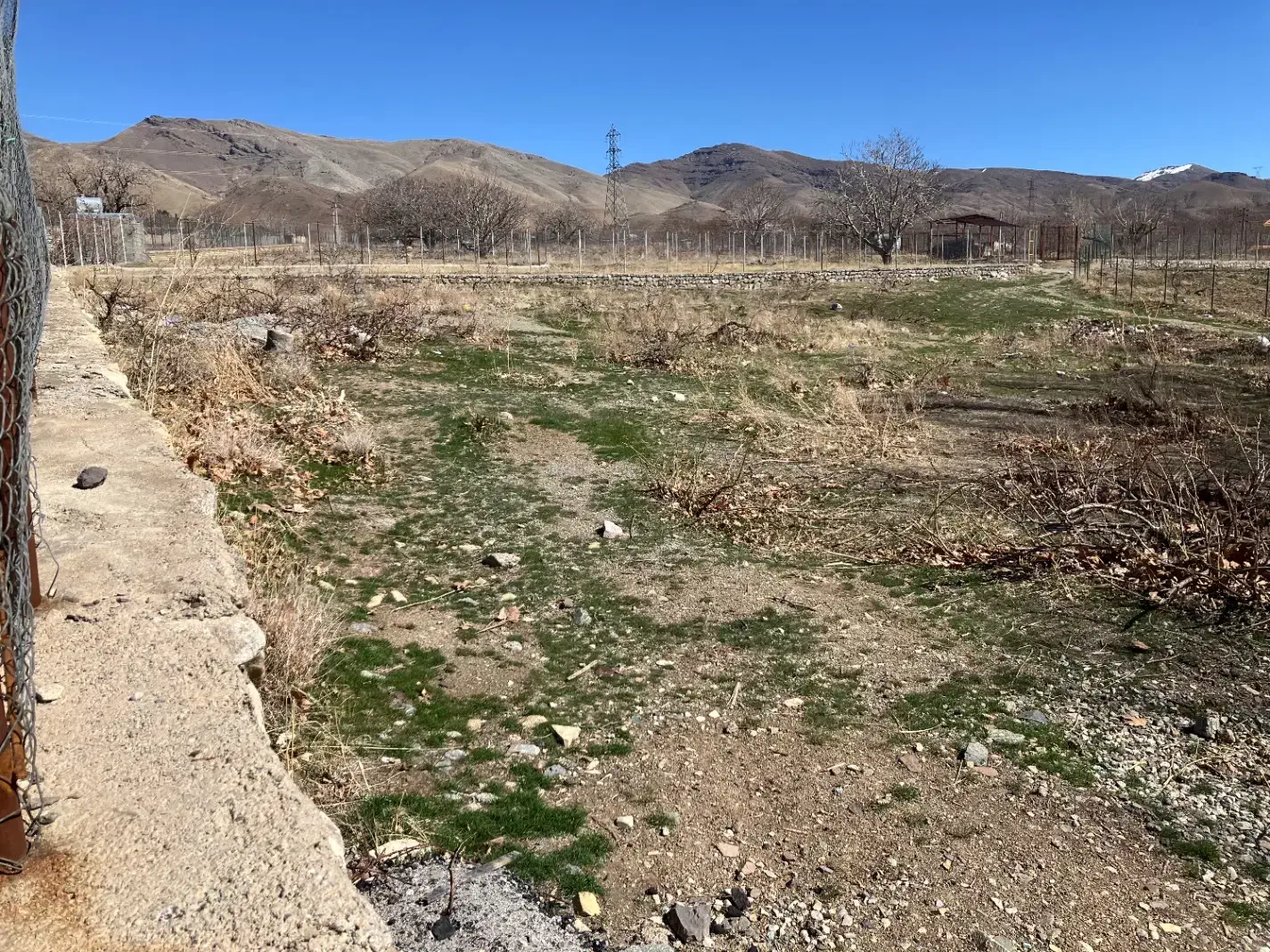 ویلایی شمالی ۲۰۰ متر اداره برق