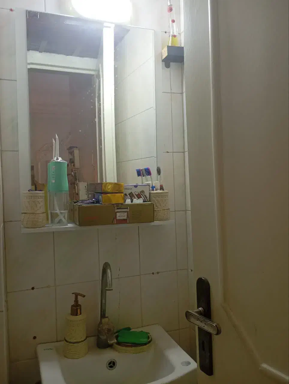 ۶۰متری دوخوابه در مهرآباد جنوبی خ زرند