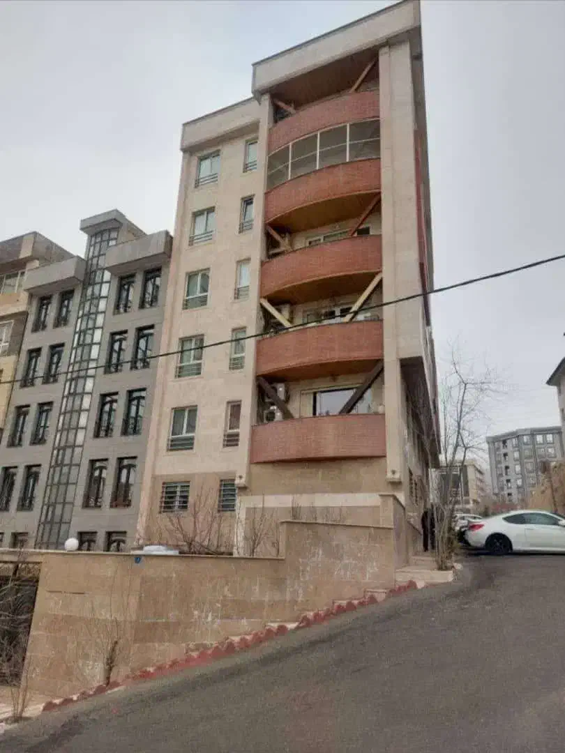 تهاتر دو واحد کنار هم