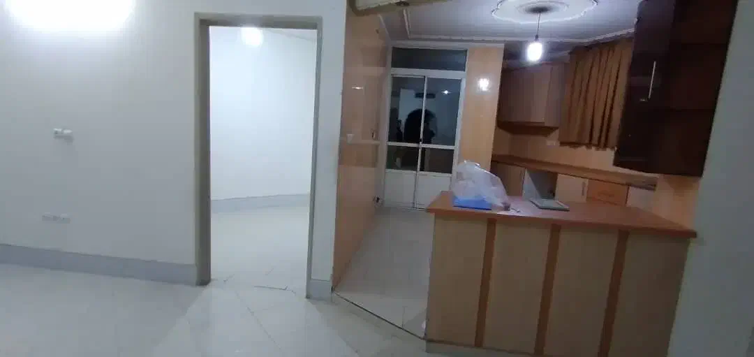 آپارتمان دوخوابه با لوکیشن عالی