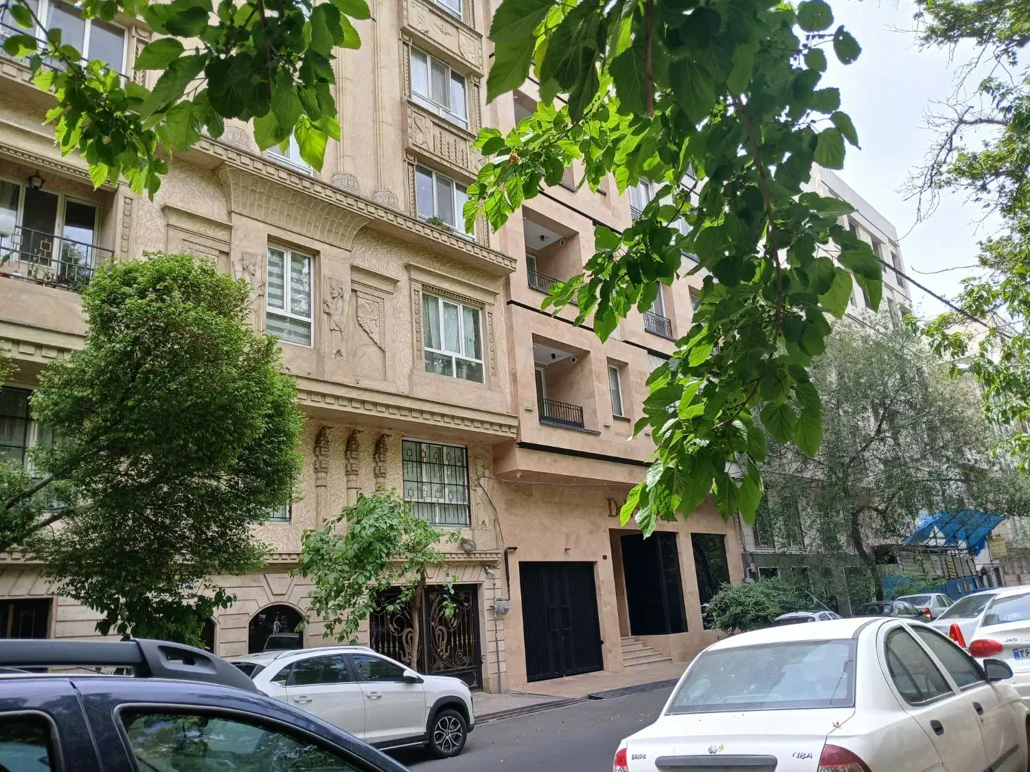 باغ شازده ۶۵ متر فول بازسازی قدر سهم چشمگیر