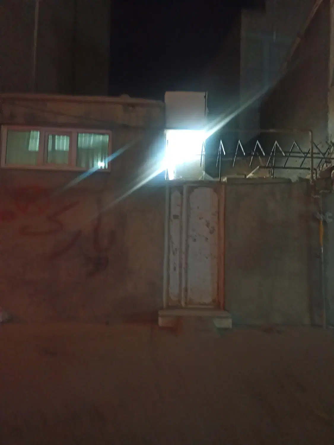 خانه کلنگی مرکز شهر