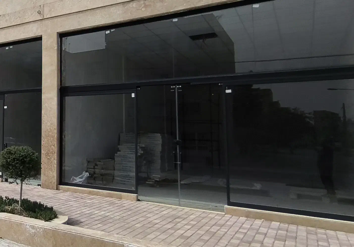 مغازه ۱۱۰ متر معاوضه زمین مسکونی