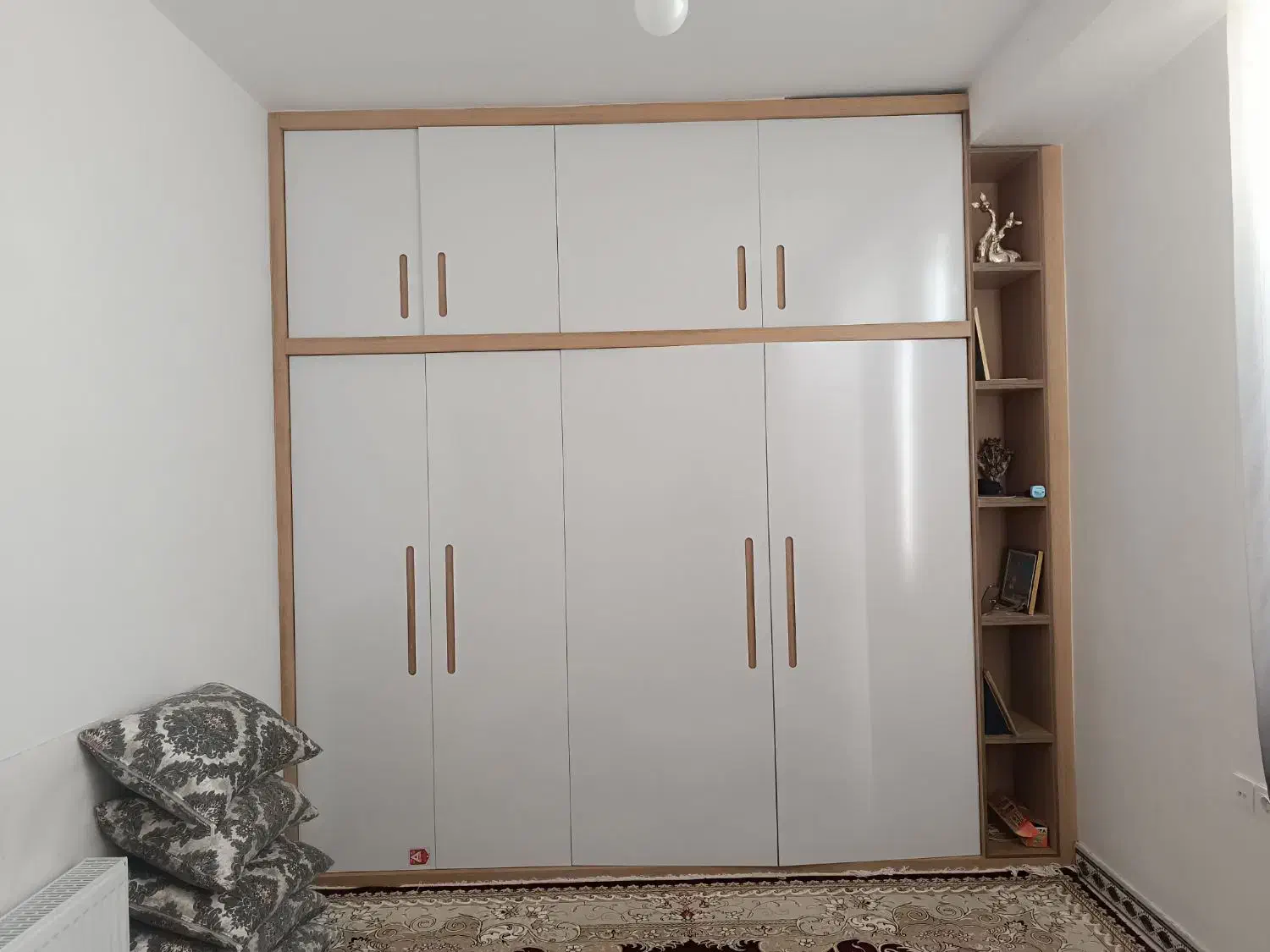 یک باب اپارتمان واقع در شهرک اموزگار کوچه سعدی ۶