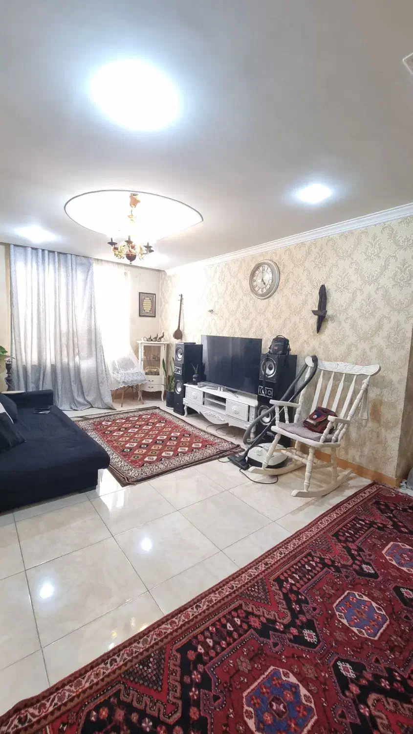 آپارتمان ۵۲متر دو بر با پارکینگ اختصاصی