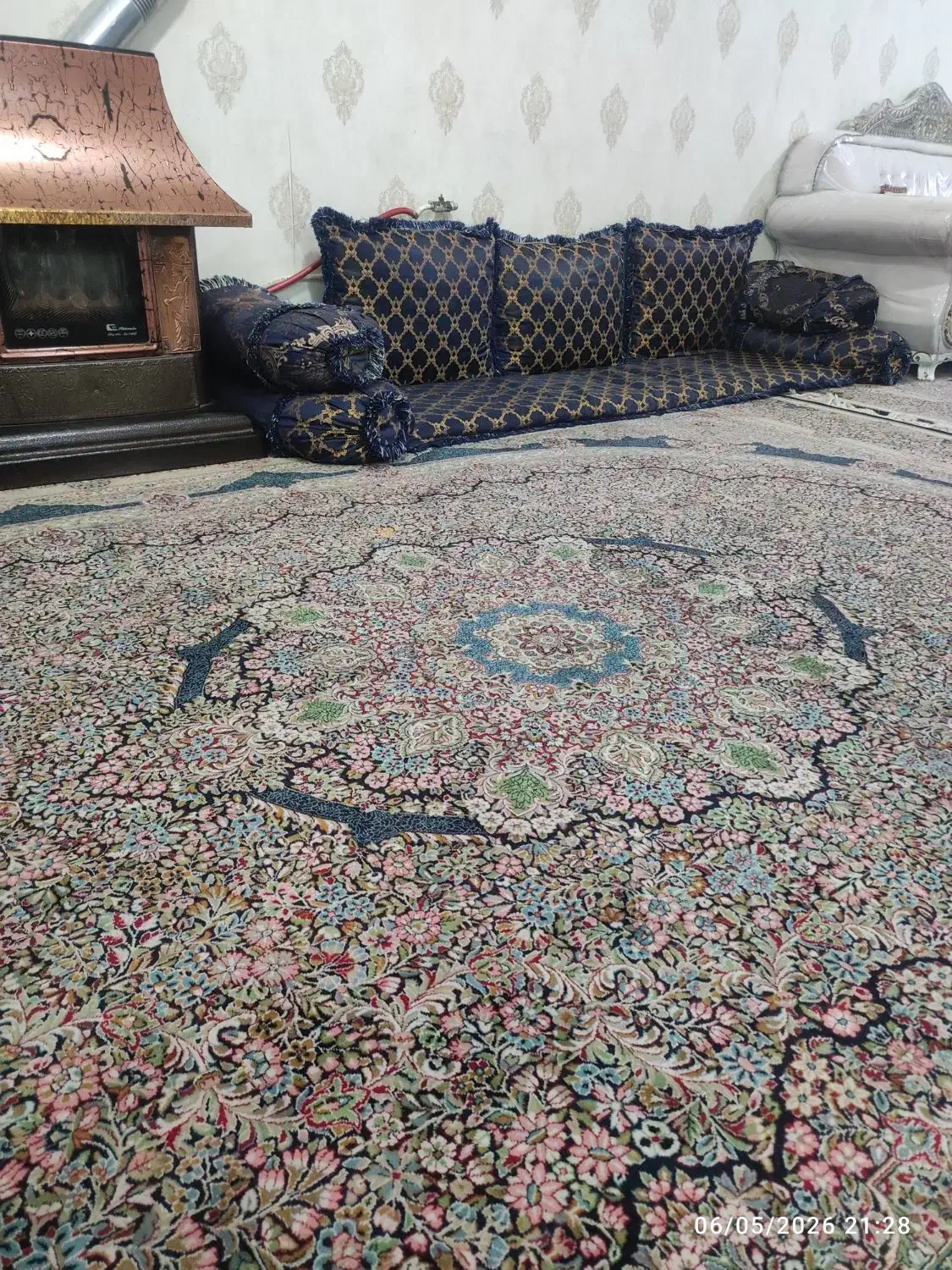 منزل دو طبقه