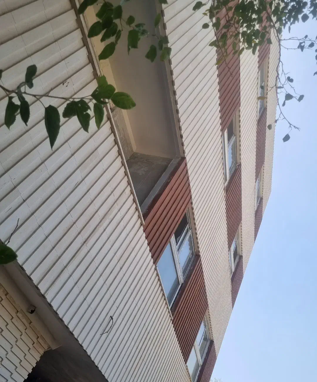 فروش آپارتمان ۱۶۰ متری ۳ خواب رباط