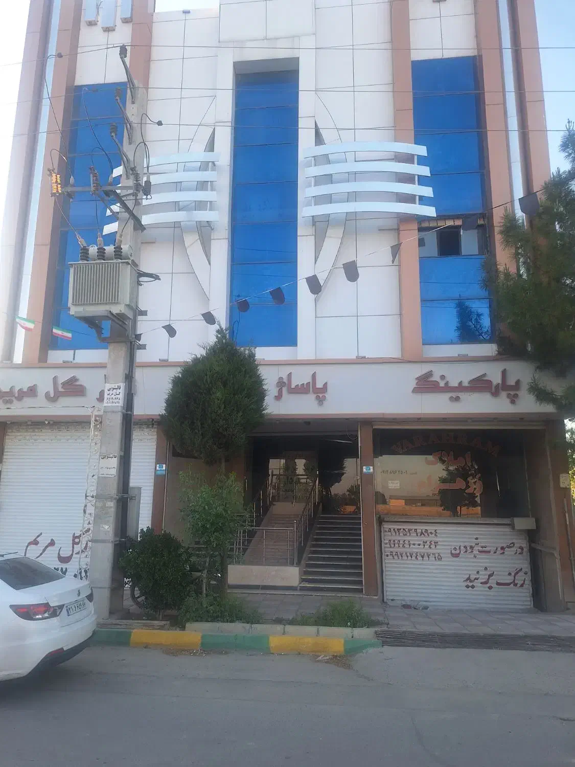 مغازه در ملارد .بیدگنه بر خ اصلی