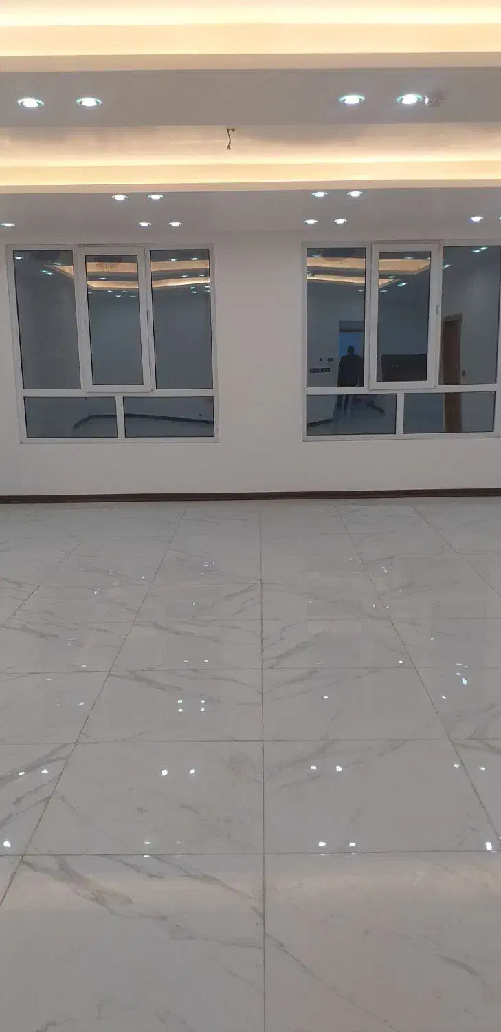 آپارتمان فروشی واحد ۱۸۵ متری دونبش بر بلوار عراقی