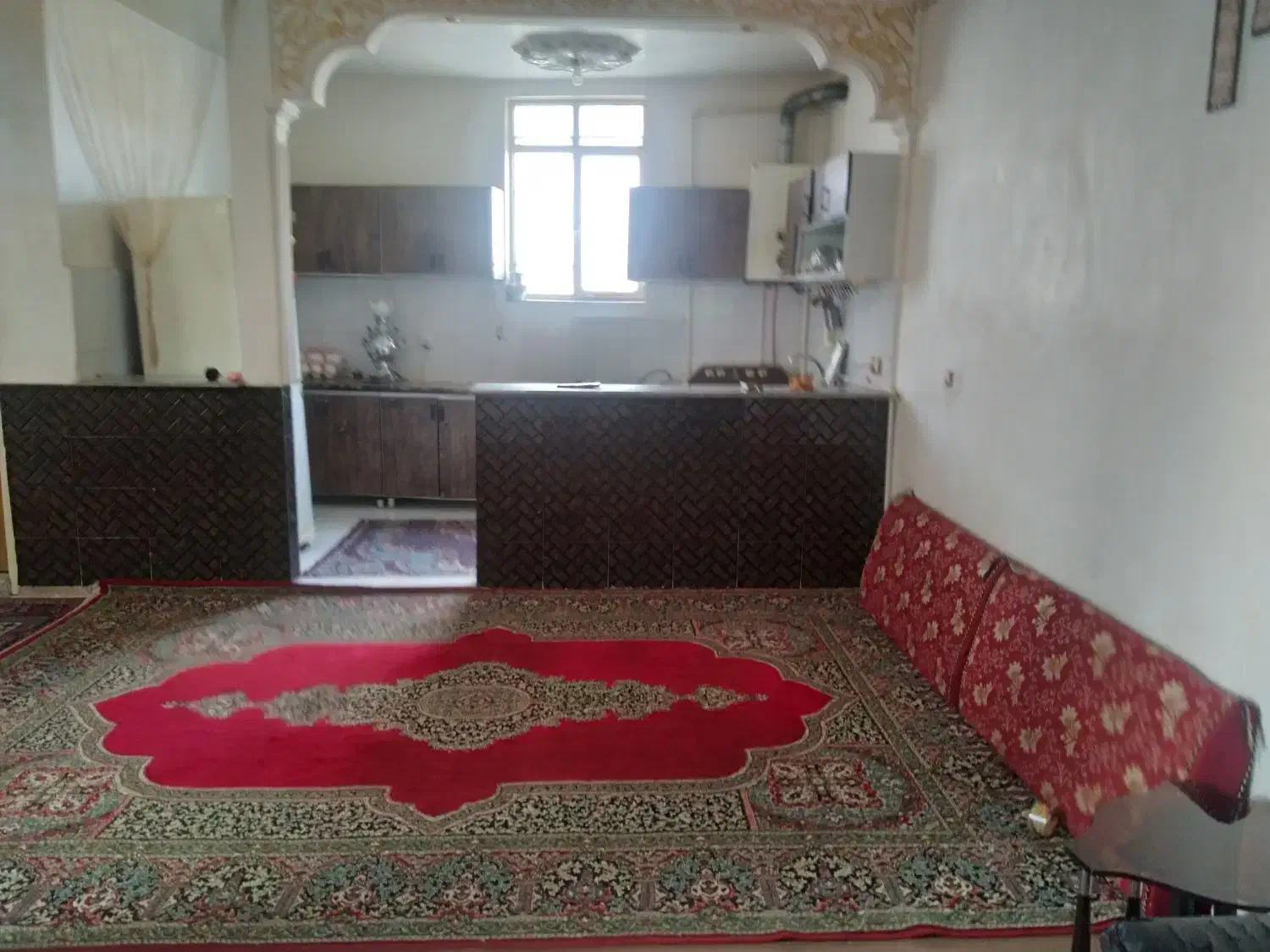 خانه ۱۴۰ متری