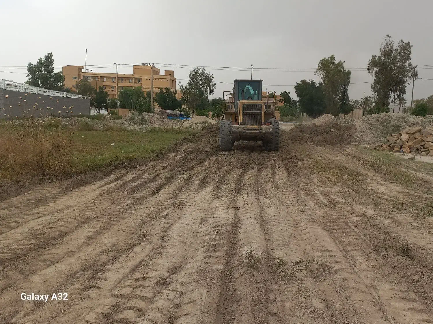 متراژ ۱۹۱متر روبروی‌ بیمارستان امام