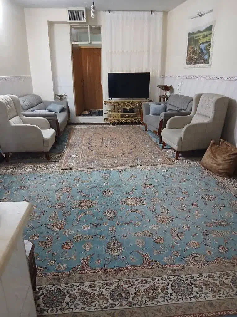 آپارتمان ۶۵ متری تمیز
