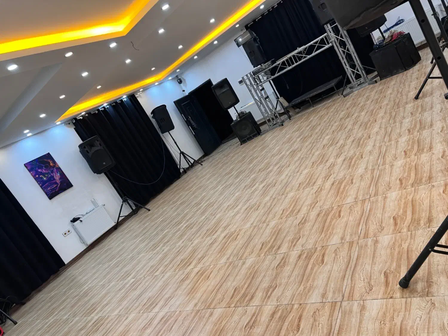 اجاره باغ ویلا روزانه جهت مراسمات فلش بک تکنو و...