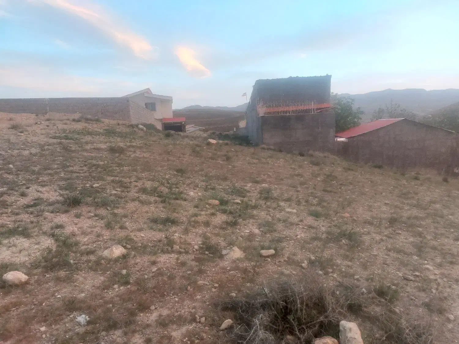 300 متر زمین واقع در محدوده آبسرد (بیدک)