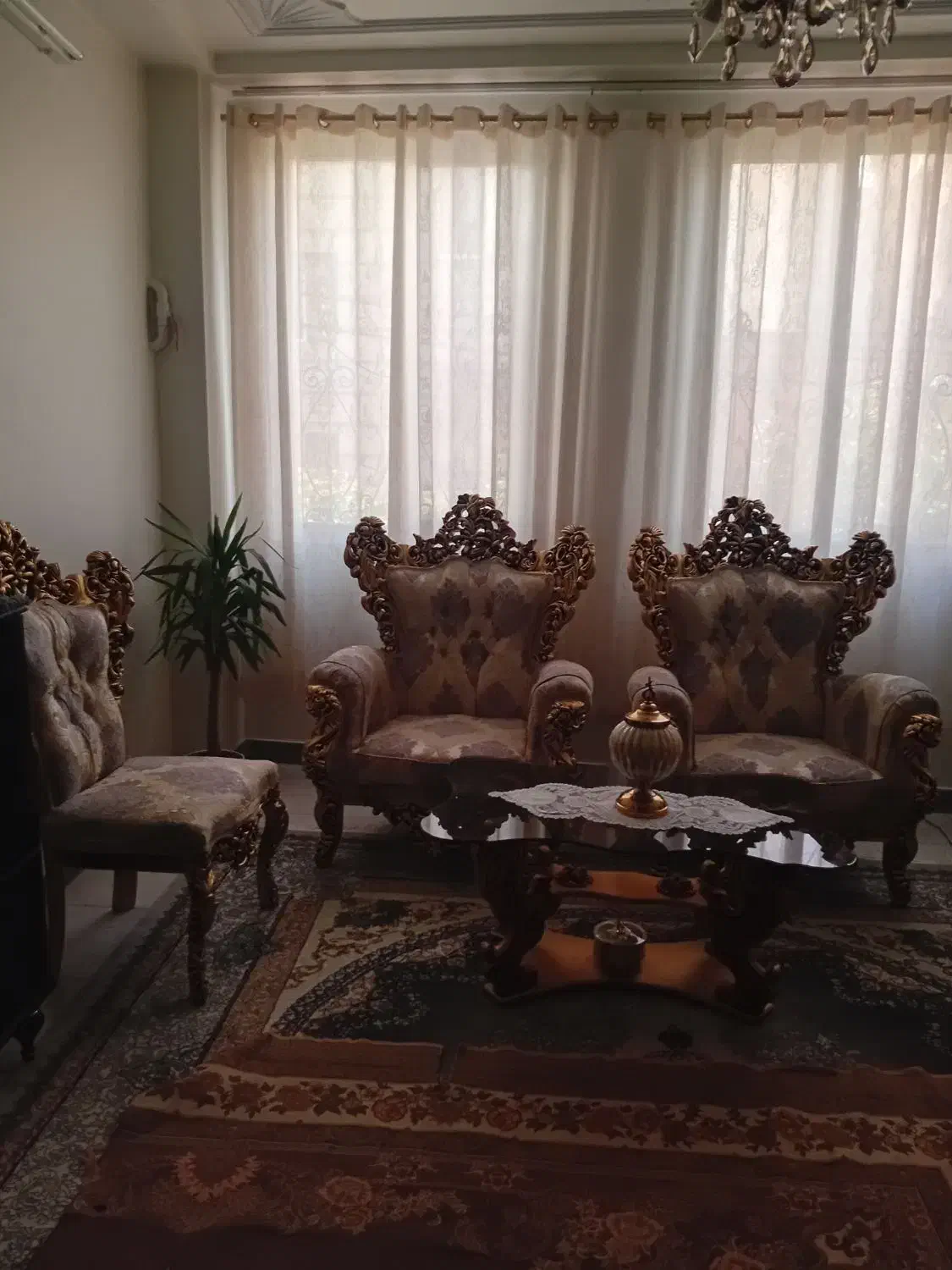 واحد ۷۸ متری با پارکینگ اختصاصی ۳۰ متری