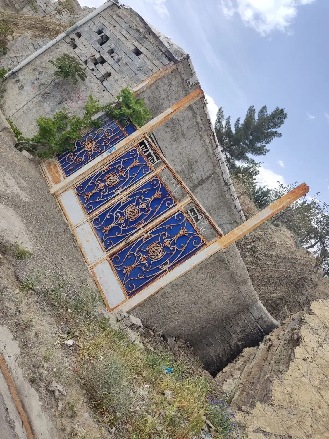 زمین در  رودهن