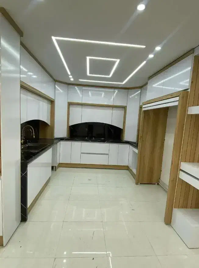 ۱۰۸ متر سندار