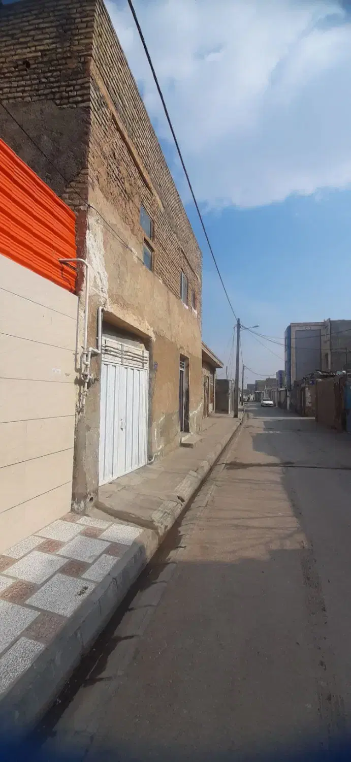 خانه ویلایی واقع درشهرک باهنر
