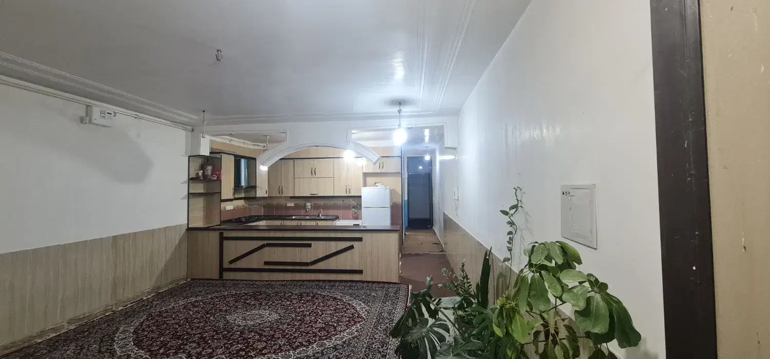 خانه همکف تختی