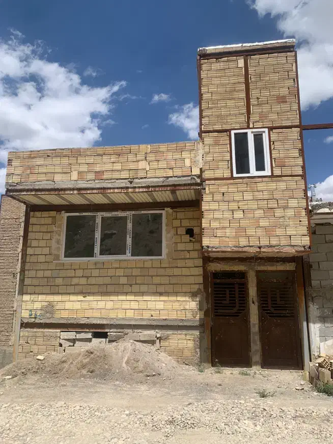 فایل در اشرفی لاله