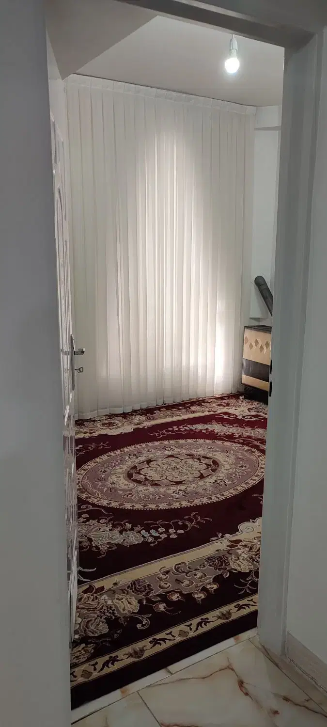 منزل مسکونی به متراژ ۱۶۲واقع در امام خمینی ۴_۶