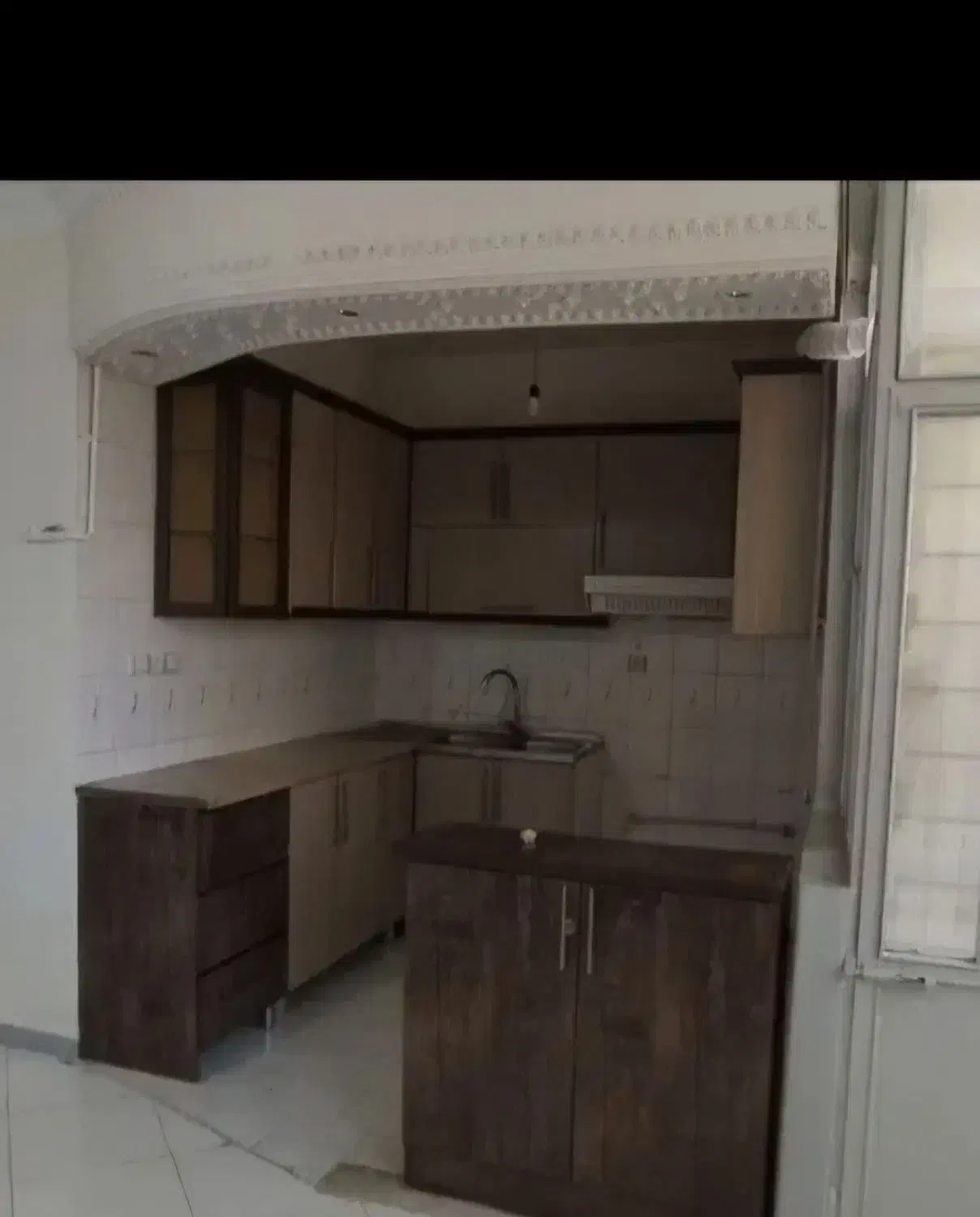 یک هم خانه نیازمندیم