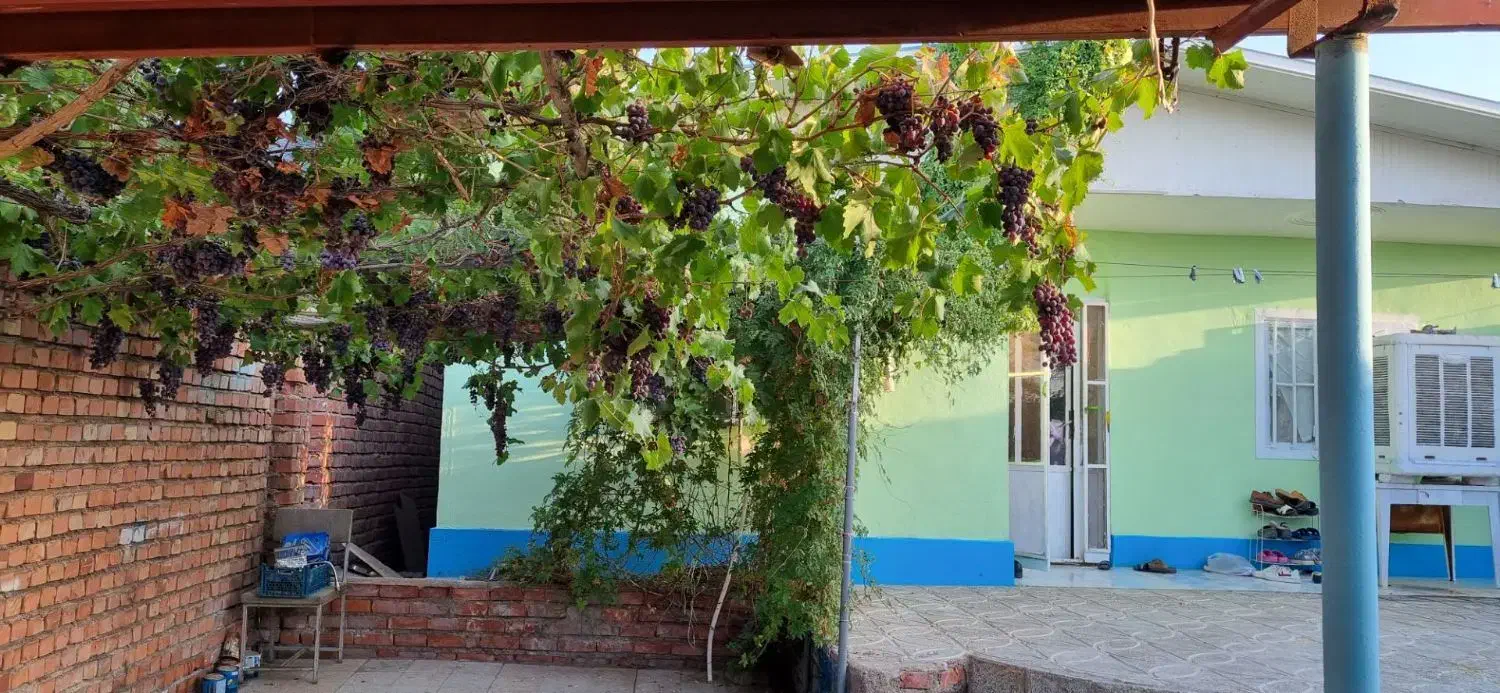 ویلایی ریحانشهر زرند 80 متری
