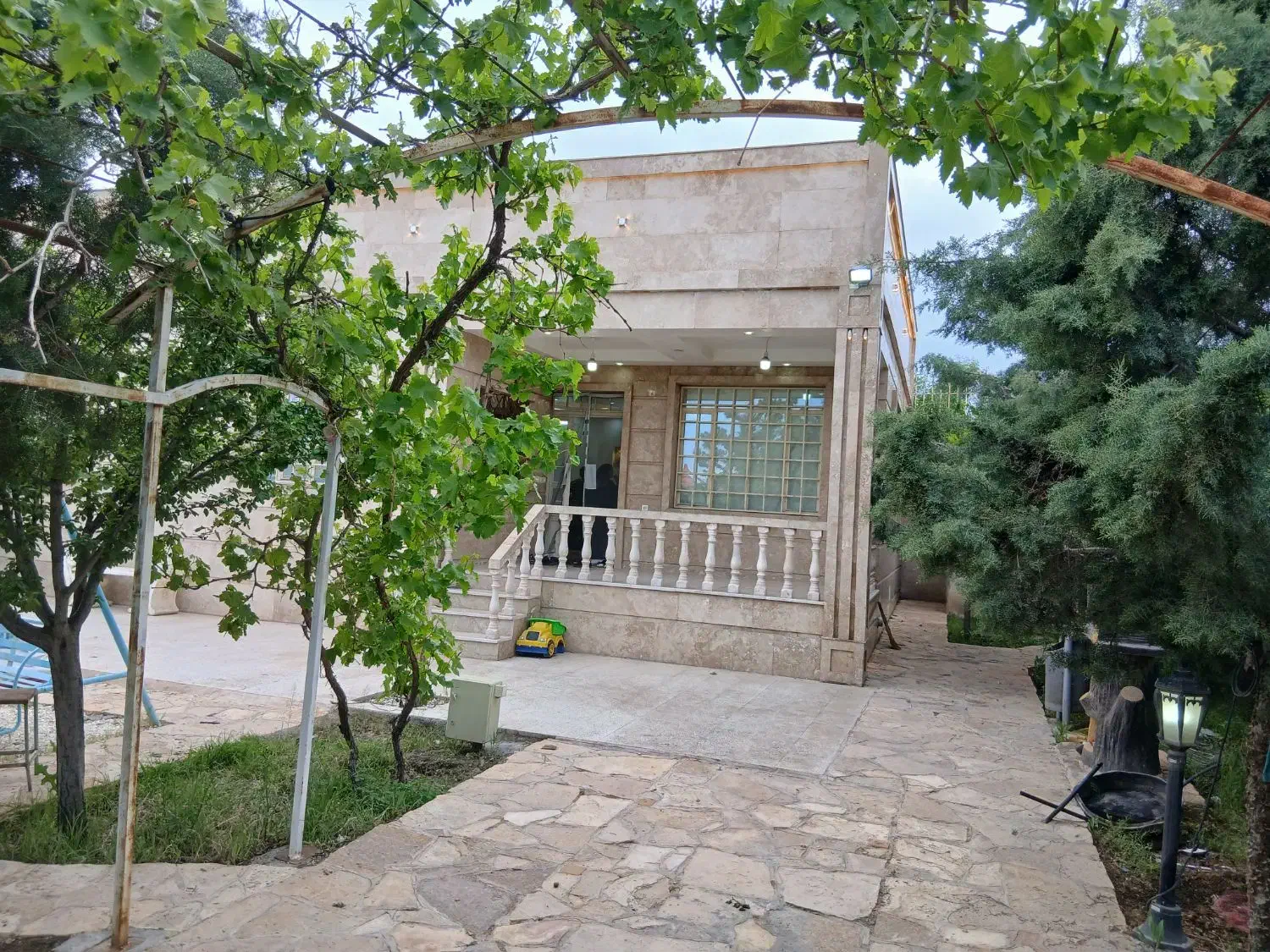 ویلا برجسته_شرکت برق_کاهو